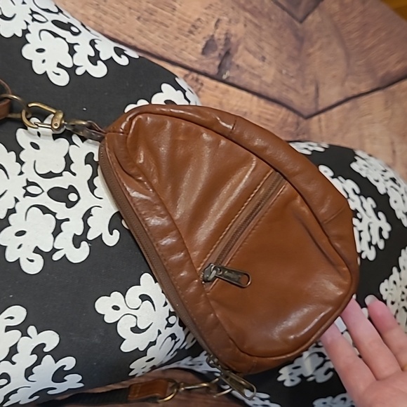 EUC Ameri Bag Brown - Picture 2 of 9